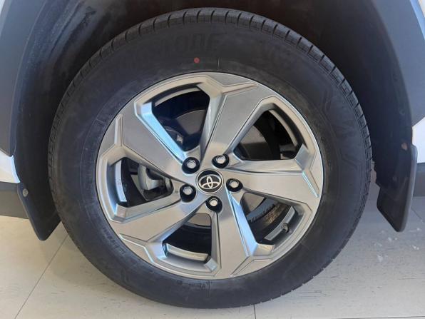 Toyota RAV4 V (XA50) с пробегом 2022 года, цена 3 710 000 рублей, 26867 км, внедорожник, Автокод Объявления