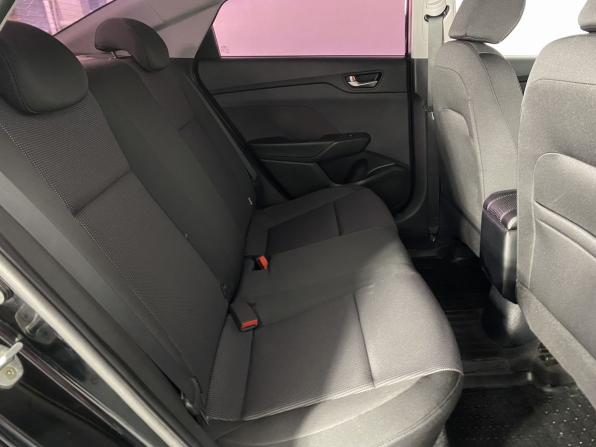 Hyundai Solaris II с пробегом 2018 года, цена 1 260 000 рублей, 131303 км, седан, Автокод Объявления