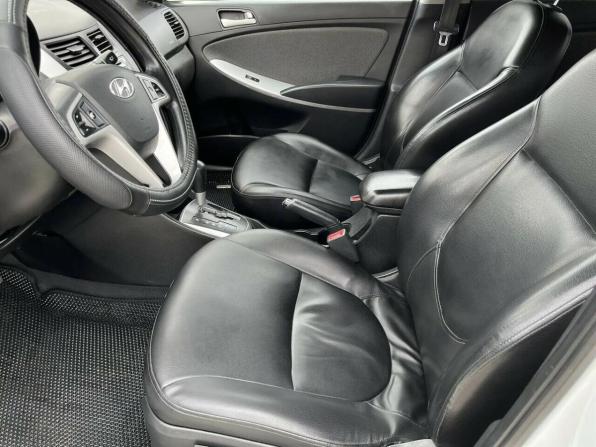 Hyundai Solaris I с пробегом 2014 года, цена 995 749 рублей, 123215 км, седан, Автокод Объявления