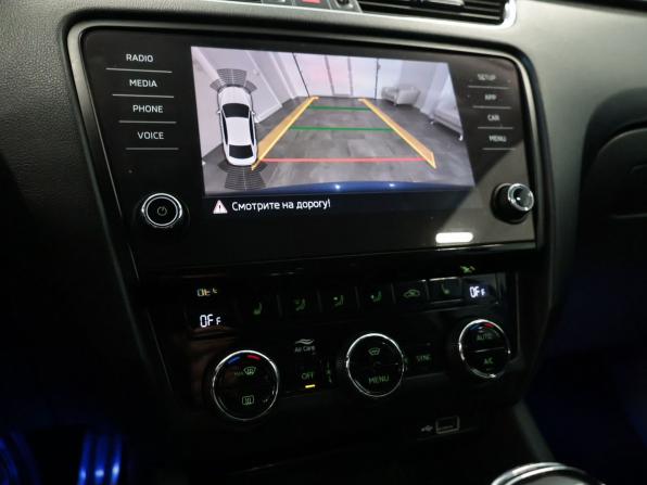 Skoda Octavia III (A7) Рестайлинг с пробегом 2018 года, цена 1 420 000 рублей, 186134 км, лифтбек, Автокод Объявления