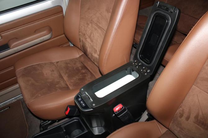 Toyota Land Cruiser 70 Series Рестайлинг 2 с пробегом 2025 года, цена 8 700 000 рублей, 19881 км, внедорожник, Автокод Объявления