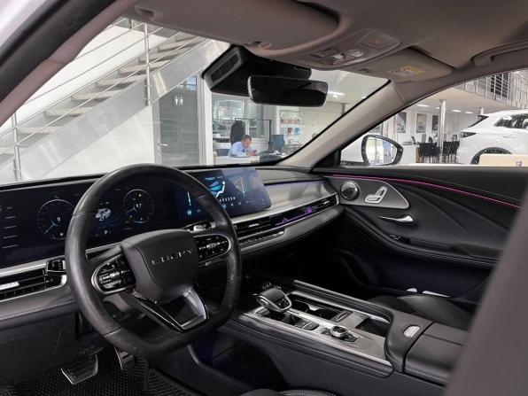 Chery Arrizo 8 с пробегом 2023 года, цена 1 699 900 рублей, 111046 км, седан, Автокод Объявления
