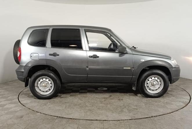 Chevrolet Niva I Рестайлинг с пробегом 2013 года, цена 510 000 рублей, 126076 км, внедорожник, Автокод Объявления