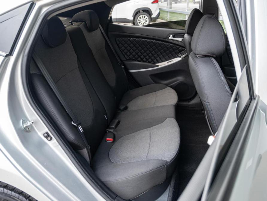 Hyundai Solaris I Краснодар  - изображение 7