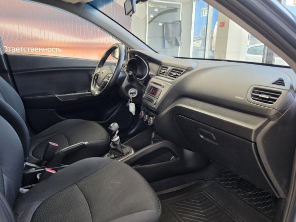 Kia Rio III Рестайлинг с пробегом 2015 года, цена 849 000 рублей, 259766 км, седан, Автокод Объявления
