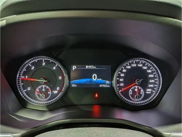 Hyundai Santa Fe IV Рестайлинг с пробегом 2022 года, цена 3 879 900 рублей, 42005 км, внедорожник, Автокод Объявления