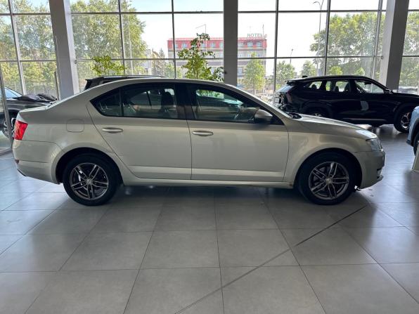 Skoda Octavia III (A7) с пробегом 2013 года, цена 990 000 рублей, 125000 км, лифтбек, Автокод Объявления