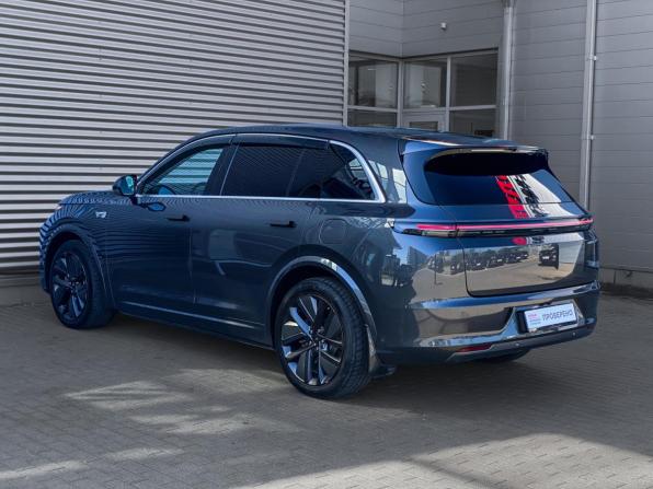 Li Auto (Lixiang) L7 I с пробегом 2023 года, цена 4 700 000 рублей, 86863 км, внедорожник, Автокод Объявления