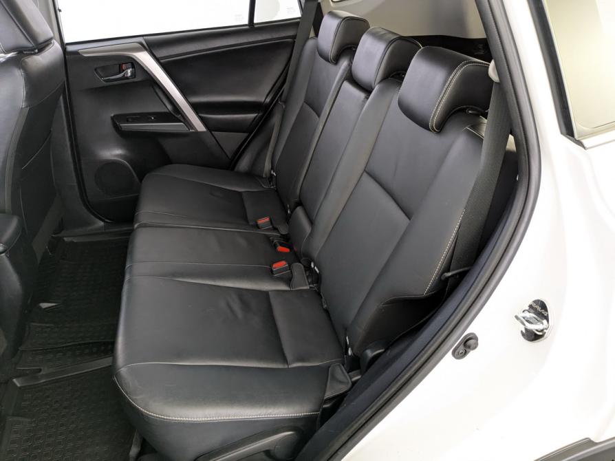 Toyota RAV4 IV (XA40) Рестайлинг Москва  - изображение 12