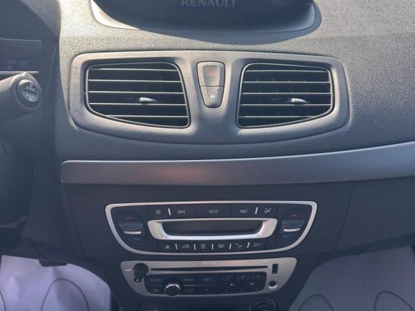 Renault Fluence I Рестайлинг с пробегом 2013 года, цена 800 000 рублей, 122659 км, седан, Автокод Объявления