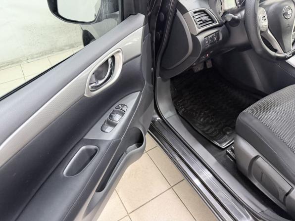 Nissan Tiida II с пробегом 2015 года, цена 878 000 рублей, 161000 км, хэтчбек, Автокод Объявления