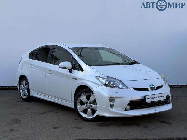 Toyota Prius III Рестайлинг (XW30) с пробегом 2012 года, цена 850 000 рублей, 147067 км, лифтбек, Автокод Объявления