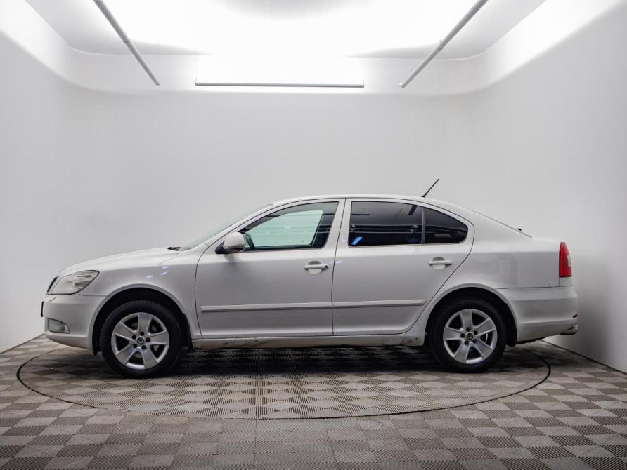 Skoda Octavia II (A5) Рестайлинг Москва  - изображение 2