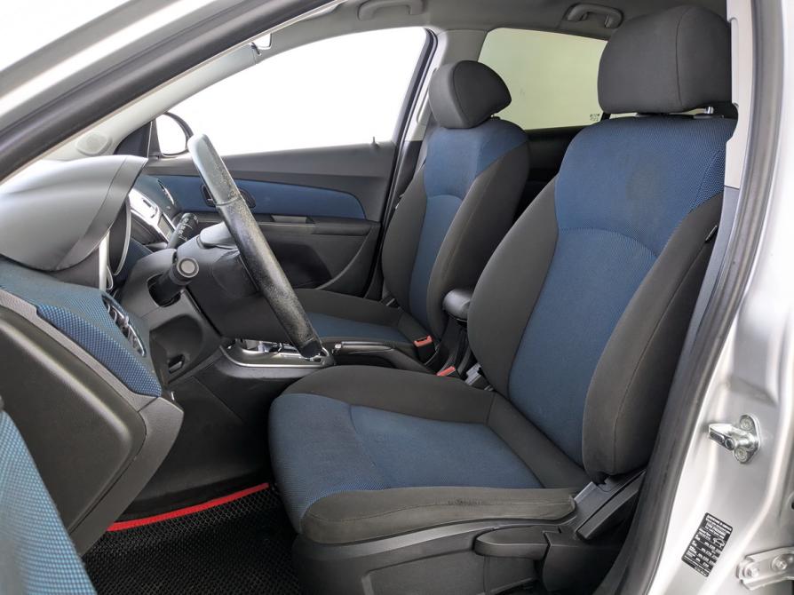 Chevrolet Cruze I Рестайлинг Москва  - изображение 17
