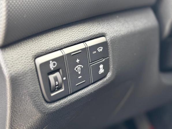 Hyundai Creta I с пробегом 2019 года, цена 2 000 000 рублей, 95367 км, внедорожник, Автокод Объявления
