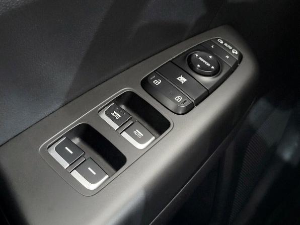 Kia Sportage IV Рестайлинг с пробегом 2019 года, цена 2 290 000 рублей, 74389 км, внедорожник, Автокод Объявления