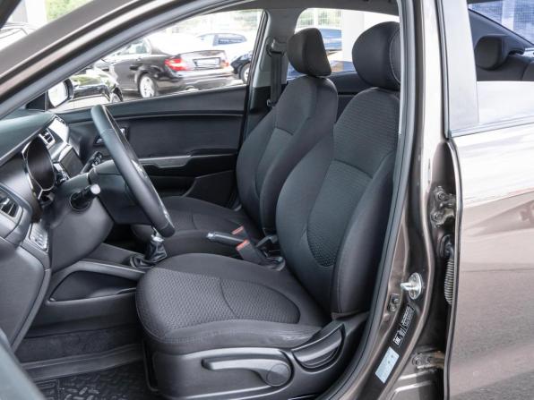 Kia Rio III Рестайлинг с пробегом 2015 года, цена 1 004 967 рублей, 155829 км, седан, Автокод Объявления