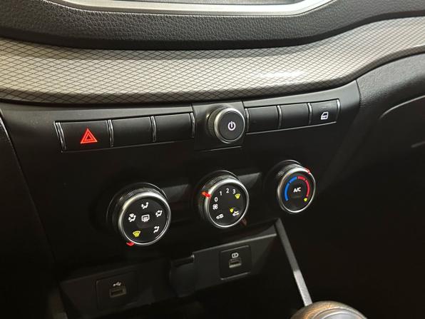 Lada (ВАЗ) Vesta I Рестайлинг (NG) с пробегом 2023 года, цена 1 149 000 рублей, 38565 км, седан, Автокод Объявления