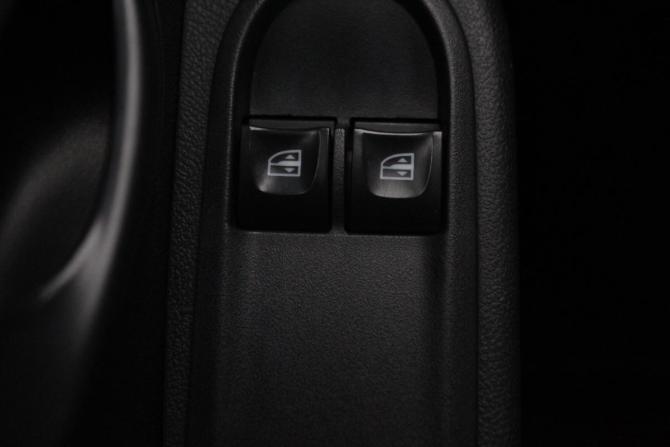 Renault Duster I Рестайлинг с пробегом 2016 года, цена 1 130 000 рублей, 168419 км, внедорожник, Автокод Объявления
