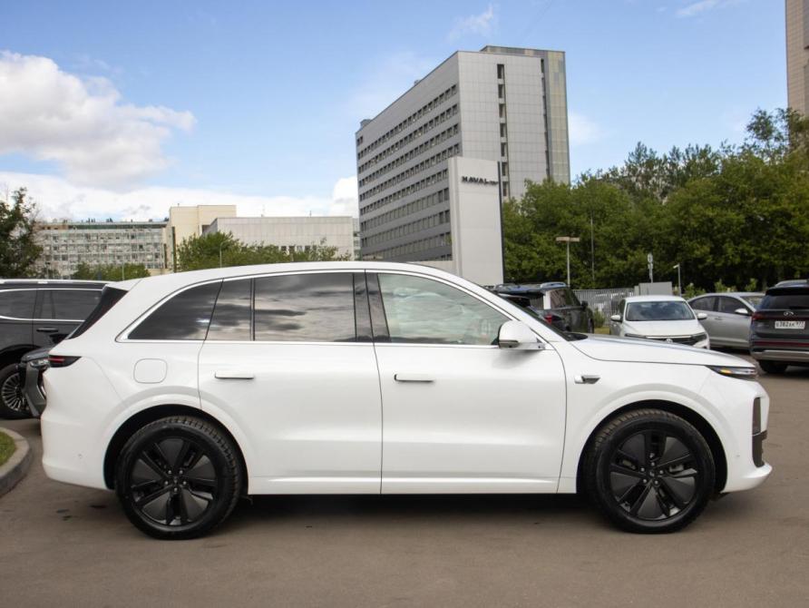 Li Auto (Lixiang) L6 Москва  - изображение 3