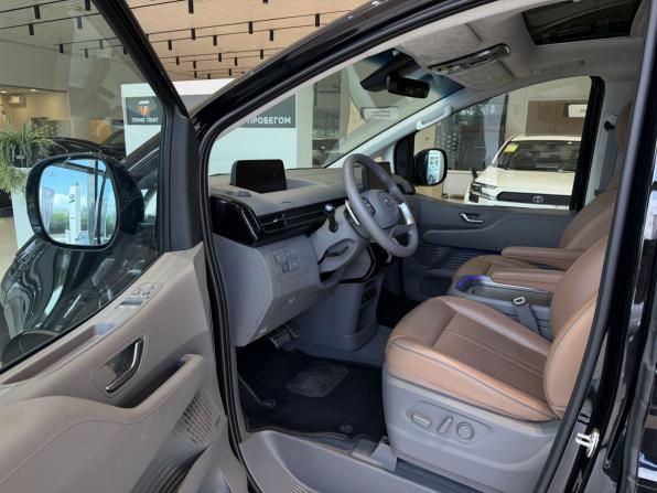 Hyundai Staria I с пробегом 2022 года, цена 5 750 000 рублей, 50500 км, минивэн, Автокод Объявления