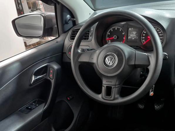 Volkswagen Polo V с пробегом 2014 года, цена 682 800 рублей, 402345 км, седан, Автокод Объявления
