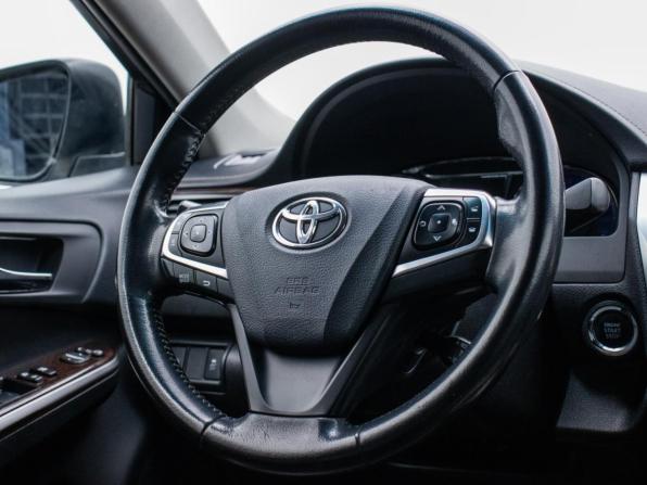Toyota Camry VII (XV50) Рестайлинг 2 с пробегом 2017 года, цена 1 524 000 рублей, 398917 км, седан, Автокод Объявления