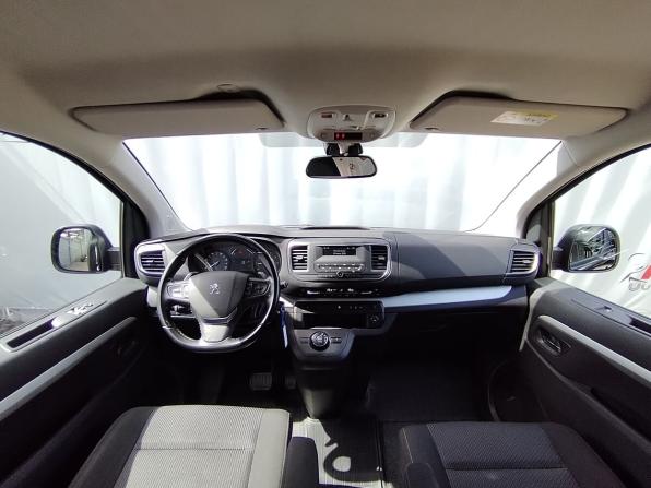 Peugeot Traveller I с пробегом 2018 года, цена 2 599 000 рублей, 178583 км, минивэн, Автокод Объявления