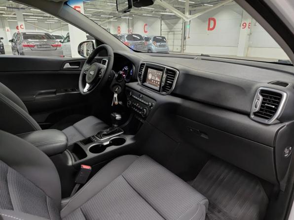 Kia Sportage IV Рестайлинг с пробегом 2018 года, цена 1 690 000 рублей, 244763 км, внедорожник, Автокод Объявления