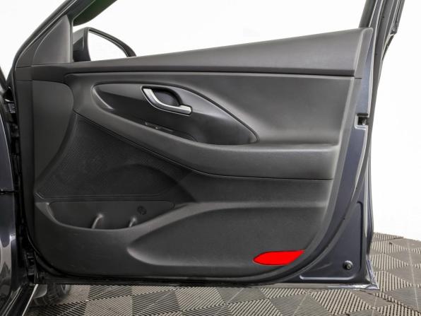 Hyundai i30 III Рестайлинг 2 с пробегом 2022 года, цена 1 820 000 рублей, 103890 км, универсал, Автокод Объявления