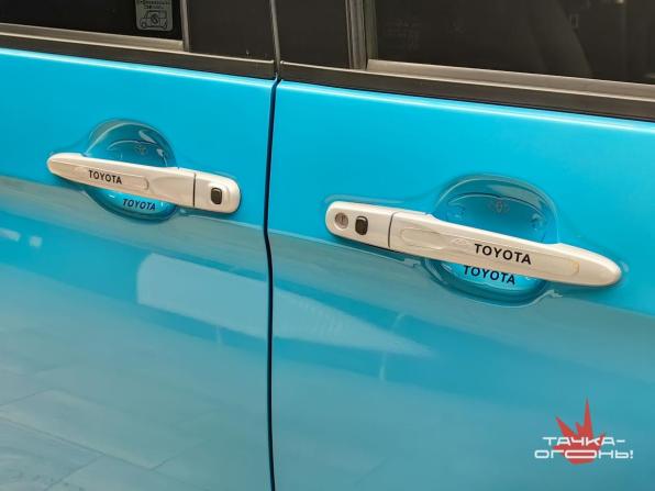Toyota Roomy I Рестайлинг с пробегом 2021 года, цена 1 450 000 рублей, 28000 км, минивэн, Автокод Объявления