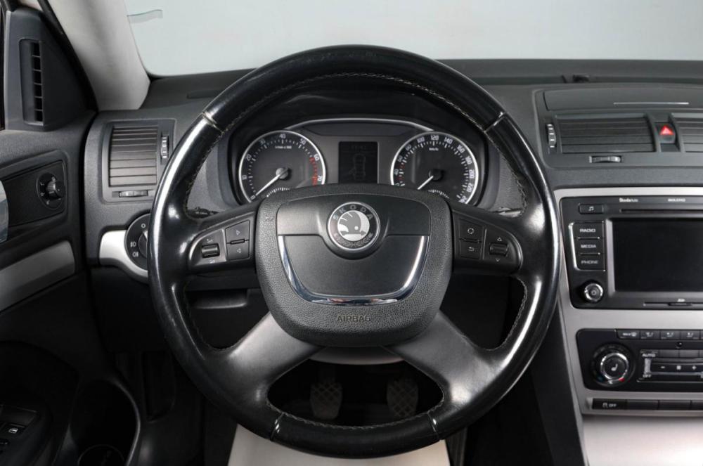 Skoda Octavia II (A5) Рестайлинг Тюмень  - изображение 14