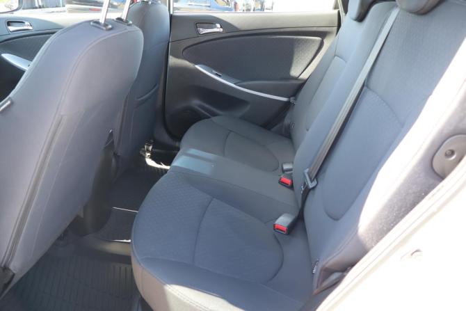 Hyundai Solaris I с пробегом 2014 года, цена 829 000 рублей, 122000 км, хэтчбек, Автокод Объявления