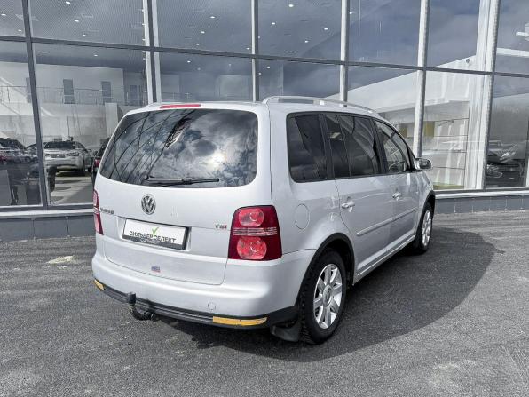 Volkswagen Touran I Рестайлинг с пробегом 2007 года, цена 550 000 рублей, 238253 км, компактвэн, Автокод Объявления
