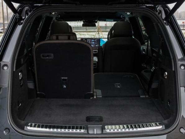 Li Auto (Lixiang) L9 I с пробегом 2024 года, цена 5 899 000 рублей, 52606 км, внедорожник, Автокод Объявления