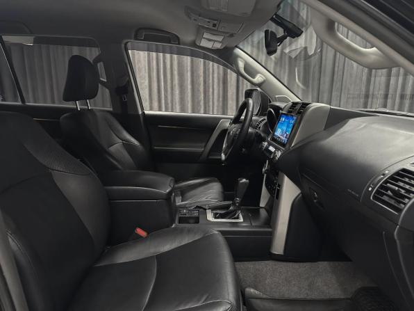 Toyota Land Cruiser Prado 150 Series с пробегом 2011 года, цена 2 685 000 рублей, 369000 км, внедорожник, Автокод Объявления