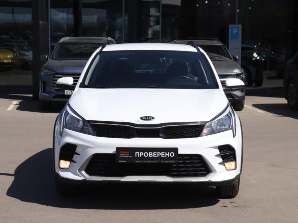 Kia Rio IV Рестайлинг с пробегом 2021 года, цена 1 630 000 рублей, 91800 км, хэтчбек, Автокод Объявления