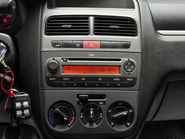 Fiat Linea с пробегом 2011 года, цена 499 000 рублей, 211878 км, седан, Автокод Объявления