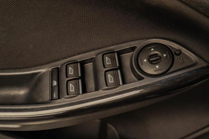 Ford Focus III Рестайлинг с пробегом 2019 года, цена 1 479 000 рублей, 58000 км, седан, Автокод Объявления