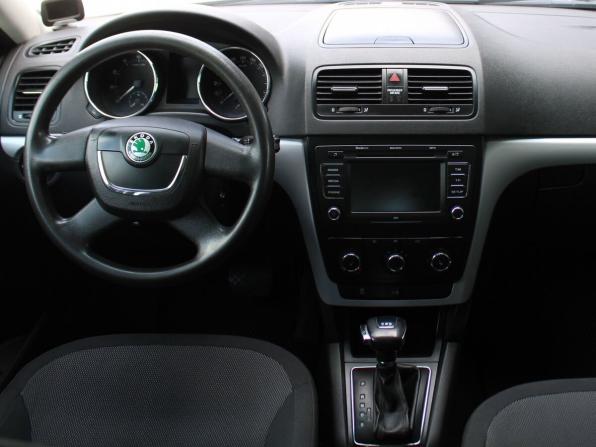 Skoda Yeti I с пробегом 2011 года, цена 609 000 рублей, 252054 км, внедорожник, Автокод Объявления