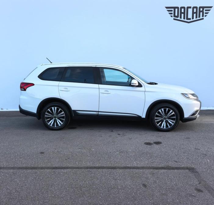 Mitsubishi Outlander III Рестайлинг 2 Санкт-Петербург  - изображение 4