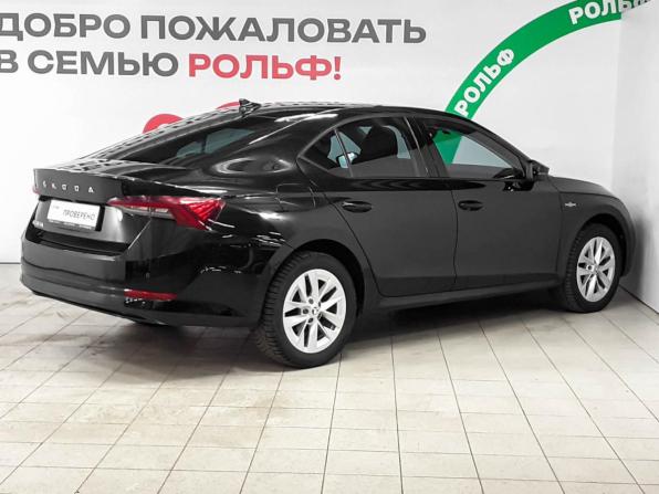 Skoda Octavia IV (A8) с пробегом 2021 года, цена 2 151 000 рублей, 83630 км, лифтбек, Автокод Объявления
