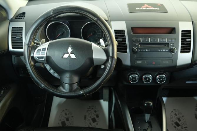 Mitsubishi Outlander II Рестайлинг с пробегом 2012 года, цена 1 559 000 рублей, 259731 км, внедорожник, Автокод Объявления