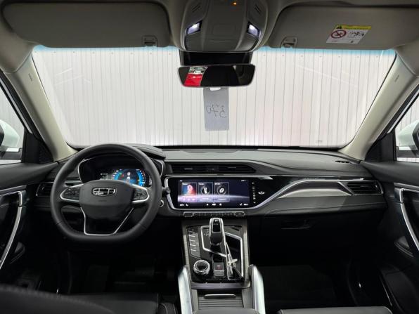Geely Atlas Pro с пробегом 2022 года, цена 1 997 000 рублей, 44543 км, внедорожник, Автокод Объявления