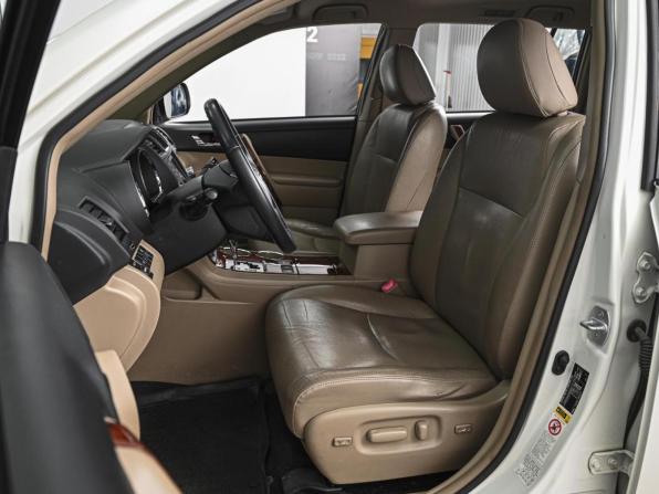 Toyota Highlander II (XU40) Рестайлинг с пробегом 2010 года, цена 1 798 000 рублей, 162823 км, внедорожник, Автокод Объявления
