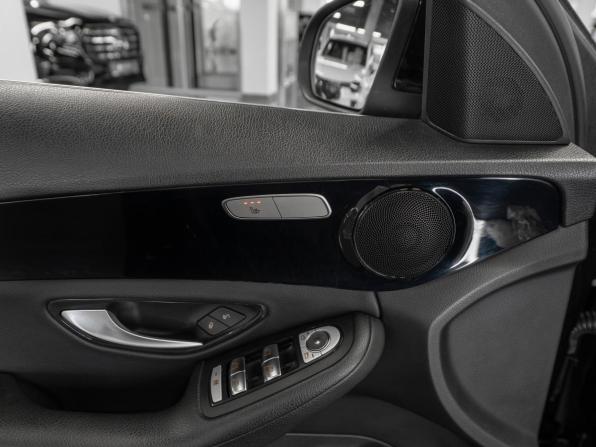 Mercedes-Benz C-Класс IV (W205) Рестайлинг с пробегом 2019 года, цена 1 790 000 рублей, 187527 км, седан, Автокод Объявления