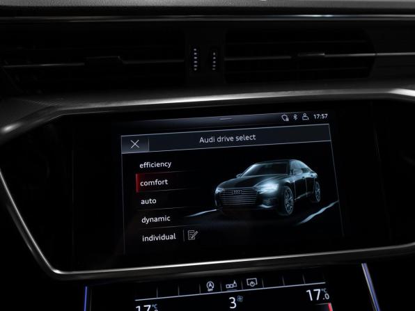 Audi A6 V (C8) с пробегом 2019 года, цена 4 340 000 рублей, 81367 км, седан, Автокод Объявления