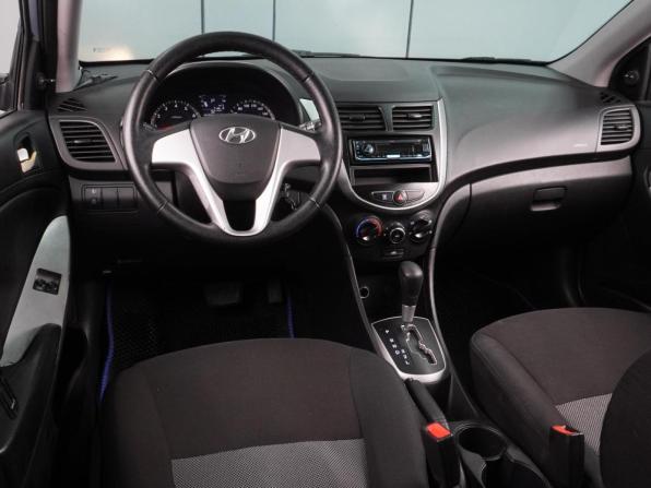 Hyundai Solaris I с пробегом 2011 года, цена 639 000 рублей, 203595 км, седан, Автокод Объявления