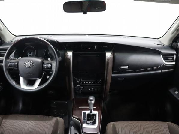 Toyota Fortuner II с пробегом 2019 года, цена 3 600 000 рублей, 95467 км, внедорожник, Автокод Объявления