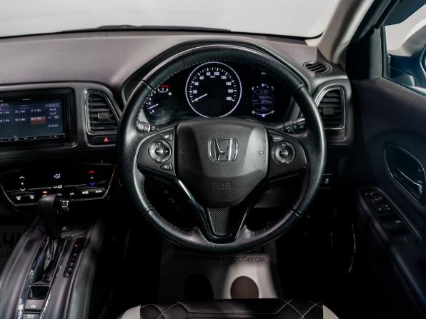 Honda Vezel I Рестайлинг с пробегом 2018 года, цена 1 875 000 рублей, 96924 км, внедорожник, Автокод Объявления